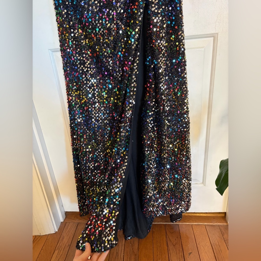 IEENA for Mac Duggal Black Multi Colored Sequin V Neck Maxi Dress 8 - Picture 10 of 14
